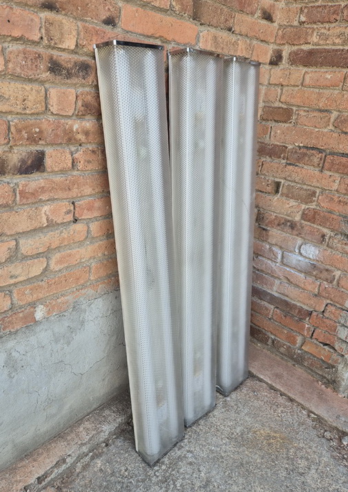 carcasa fluorescente 8x16x122 3u